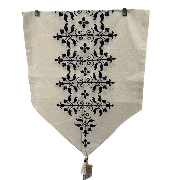ELC Home Table Runner White Black Handcrafted Boho Table Top Decor 53"Lx20.5"W - Picture 3 of 5